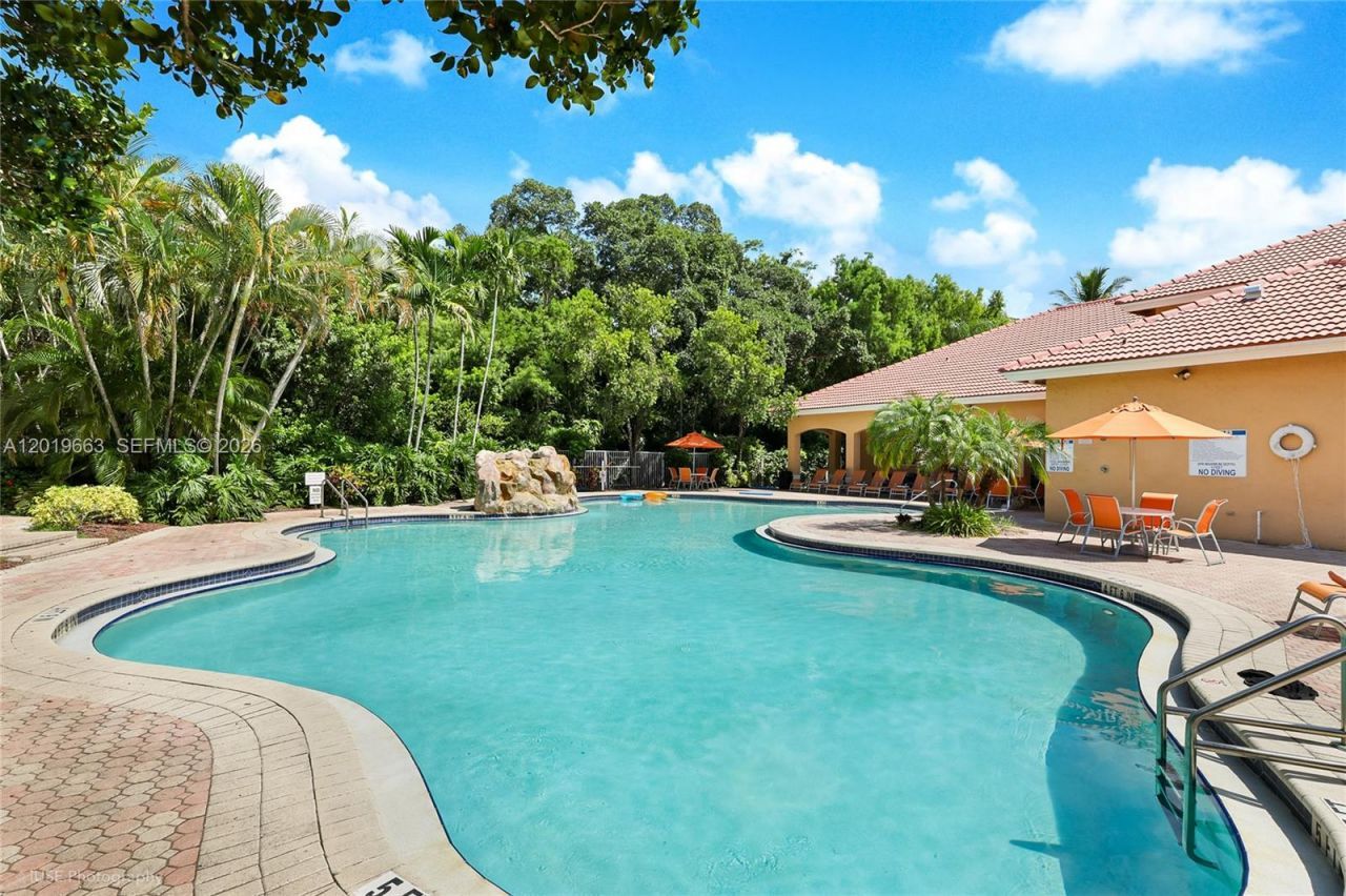 5570 NW 61st St, Unit 930, Coconut Creek, FL 33073 Photo