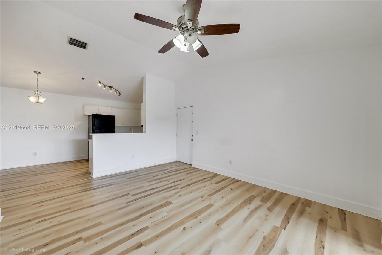 5570 NW 61st St, Unit 930, Coconut Creek, FL 33073 Photo