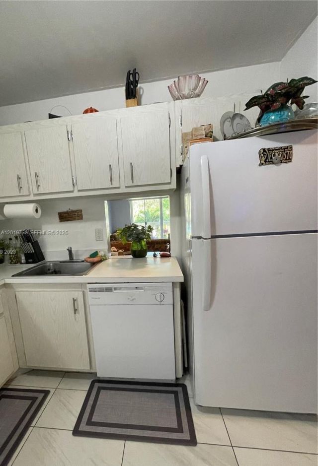 7815 N Camino Real, Unit I-216, Miami, FL 33143 Photo