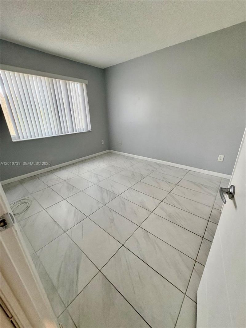7815 N Camino Real, Unit I-216, Miami, FL 33143 Photo