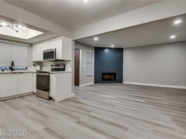 2120 Venus Avenue , Unit C, North Las Vegas, NV 89030