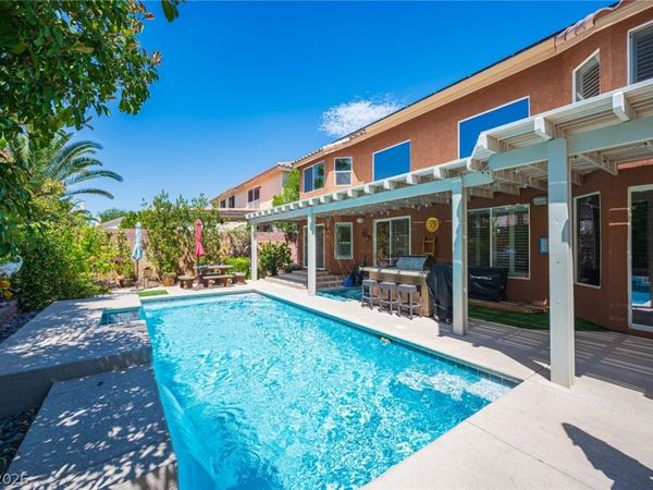 6365 Mighty Flotilla Avenue , Las Vegas, NV 89139
