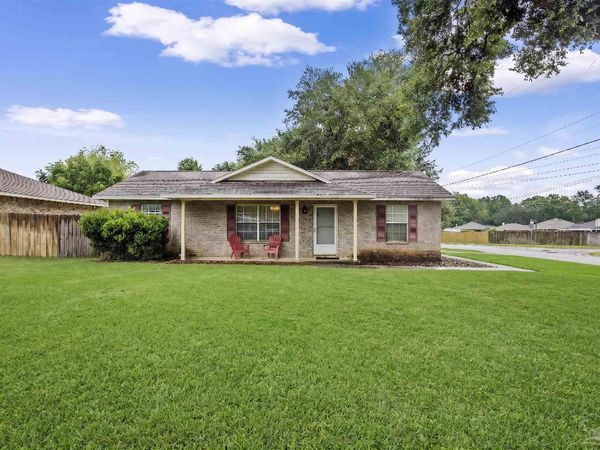 4997 Mayo Cir, Pace, FL 32571