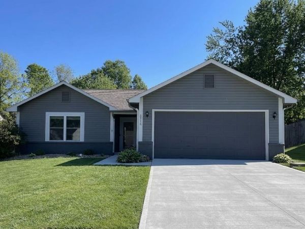 1116 W Pine Meadows Drive, Bloomington, IN 47403