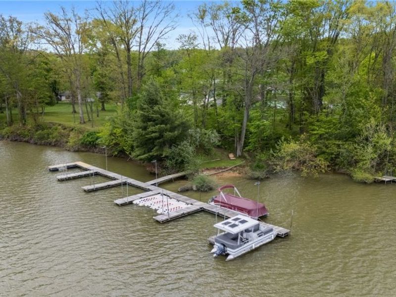 6109 Vale View Drive SW, Sherrodsville, OH 44675 Photo 34