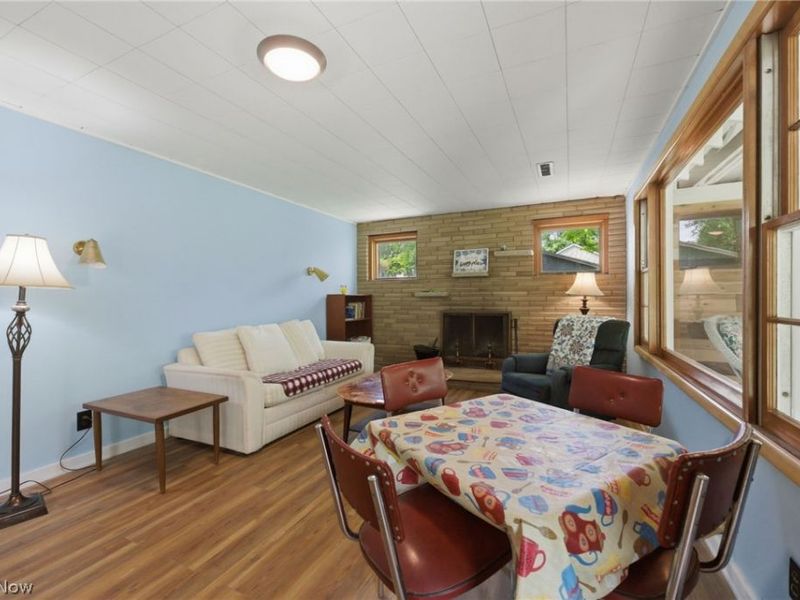 6109 Vale View Drive SW, Sherrodsville, OH 44675 Photo 8