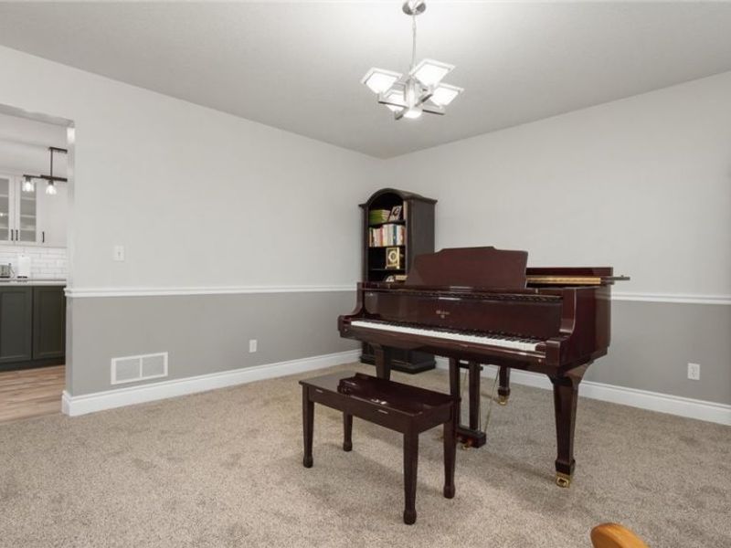 6805 Old Stagecoach Road, Frazeysburg, OH 43822 Photo 12