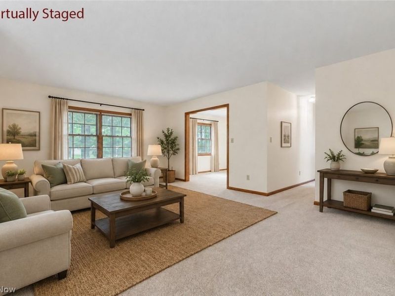 1344 Fox Run Court, Youngstown, OH 44512 Photo 4