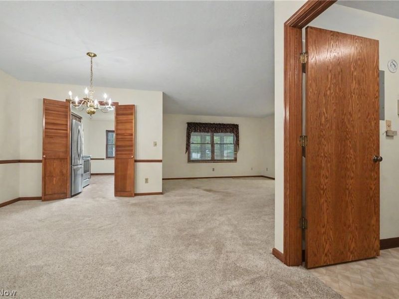 1344 Fox Run Court, Youngstown, OH 44512 Photo 7