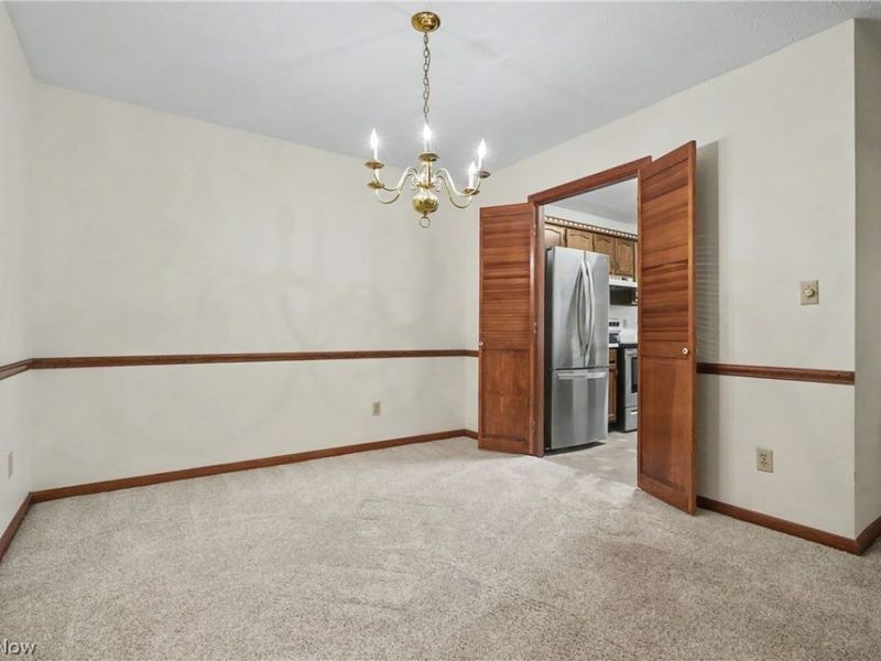 1344 Fox Run Court, Youngstown, OH 44512 Photo 8