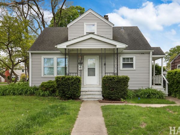 428 S Lake Terrace , Mundelein, IL 60060