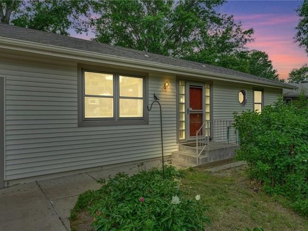 1325 SE 43rd Street, Topeka, KS 66609