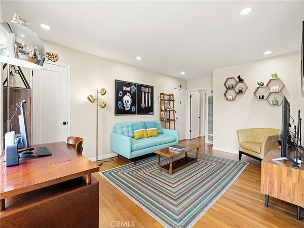 3042 E 3rd Street, Unit 2, Long Beach, CA 90814