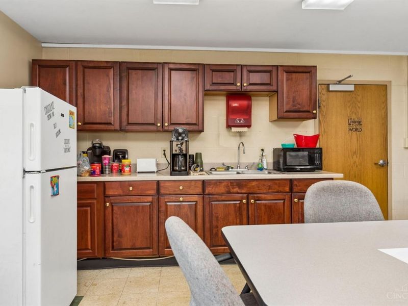 675 W Plane Street, Bethel, OH 45106 Photo 42