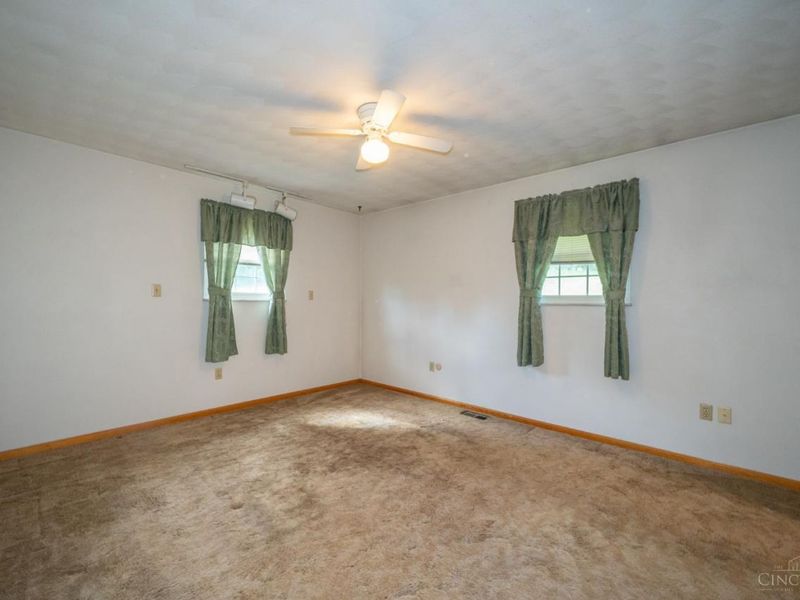 860 Lea Castle Place, Miamisburg, OH 45342 Photo 6