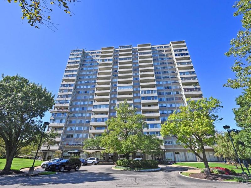 2324 Madison Road, Unit 703, Cincinnati, OH 45208 Photo 1