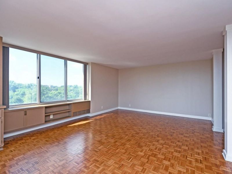 2324 Madison Road, Unit 703, Cincinnati, OH 45208 Photo 8