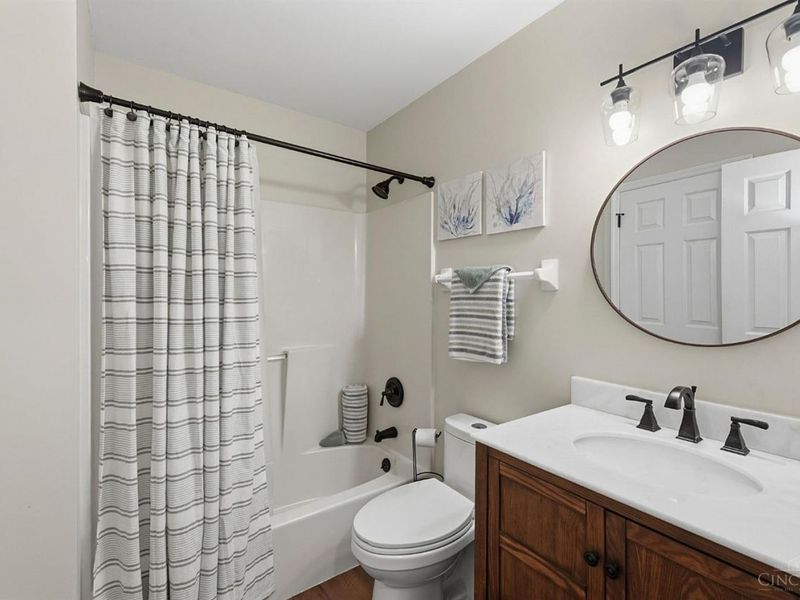 8196 Rivers Edge Circle, Maineville, OH 45039 Photo 13