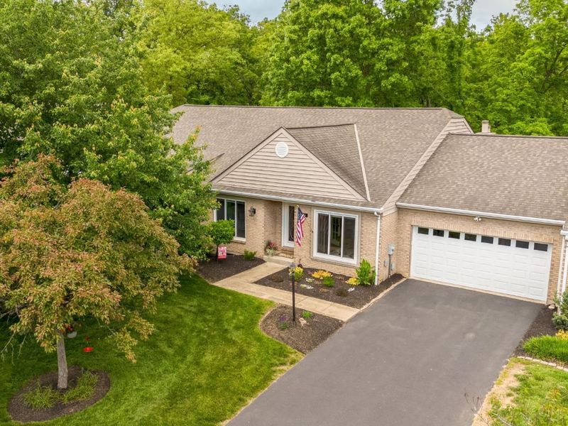 8196 Rivers Edge Circle, Maineville, OH 45039 Photo 3