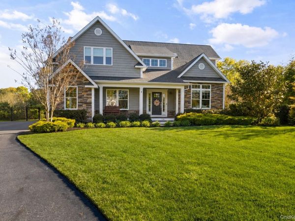 38 Blackberry Lane, Center Moriches, NY 11934