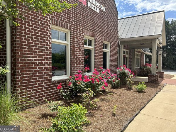 1010 Market Street, Greensboro, GA 30642