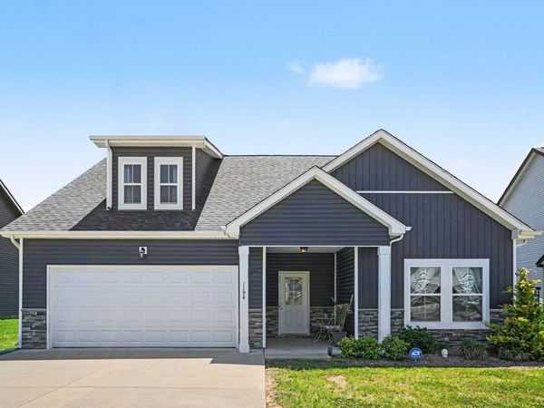 1194 Ewing Way , Clarksville, TN 37043