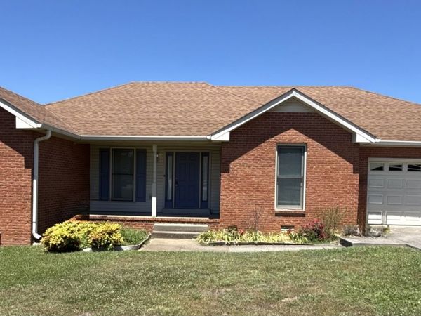 1725 Hollow Oak Dr , Lebanon, TN 37087