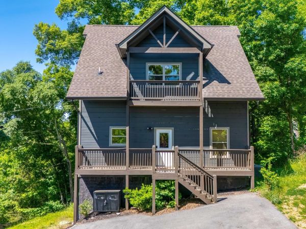 2127 Eagle Feather Drive , Sevierville, TN 37876