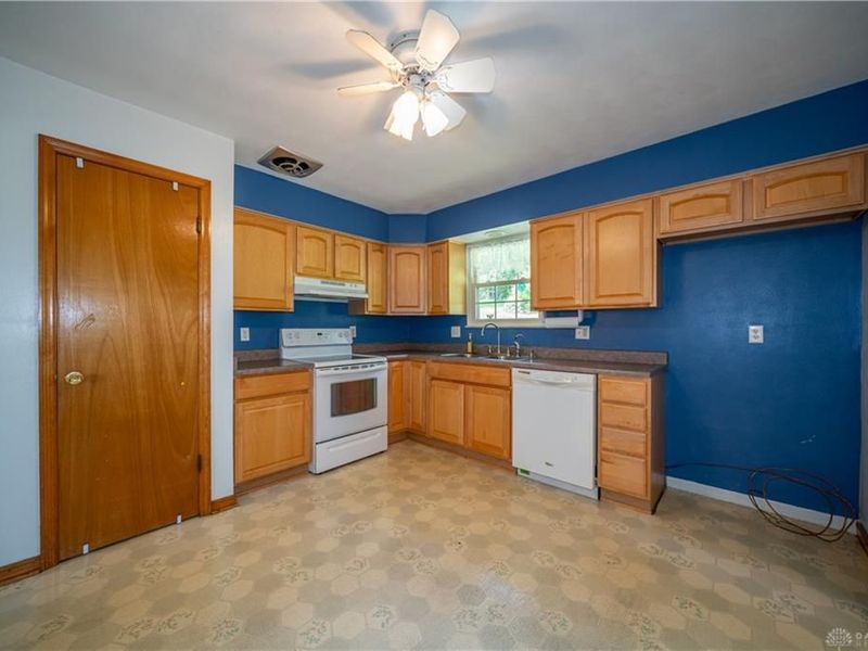 860 Lea Castle Place, Miamisburg, OH 45342 Photo 5