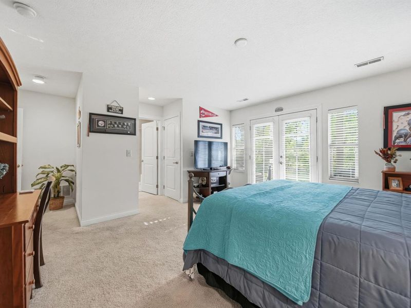 565 Jacob Close , Gahanna, OH 43230 Photo 32
