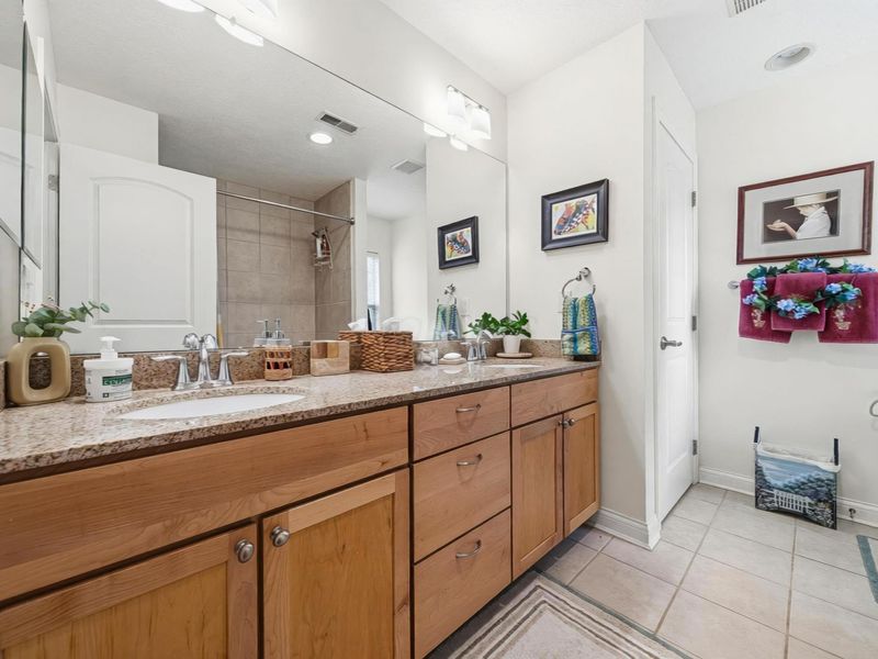 565 Jacob Close , Gahanna, OH 43230 Photo 33