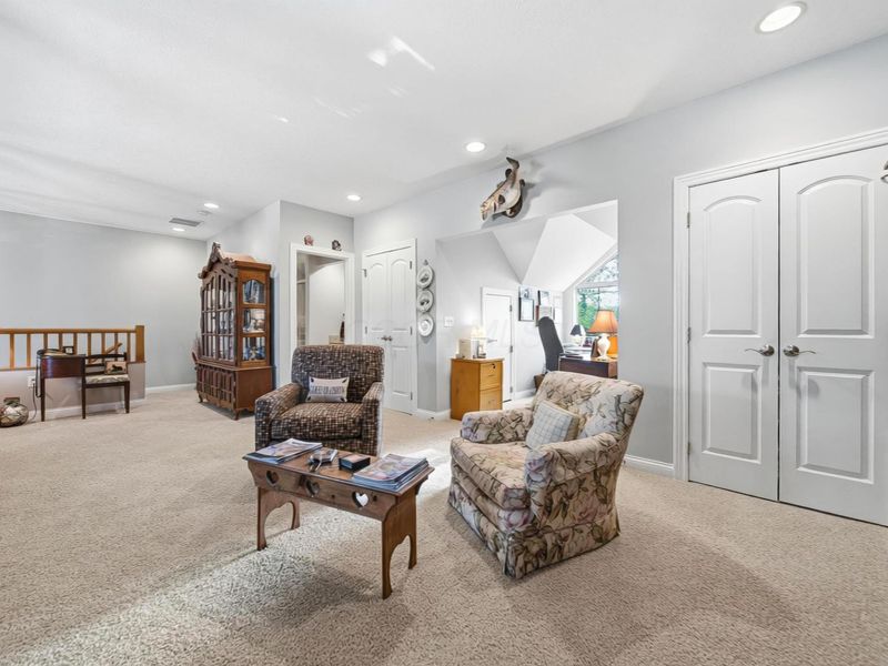 565 Jacob Close , Gahanna, OH 43230 Photo 47