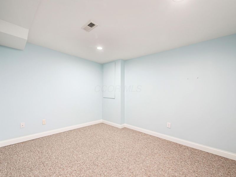 995 Bushwood Lane, Columbus, OH 43235 Photo 29