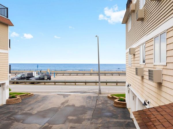 407 Ocean Boulevard, Unit B2, Hampton, NH 03842