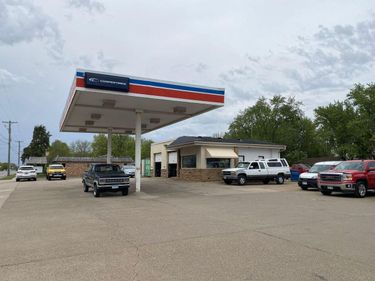 743 E Broadway Street , Monticello, MN 55362