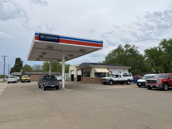 743 E Broadway Street , Monticello, MN 55362