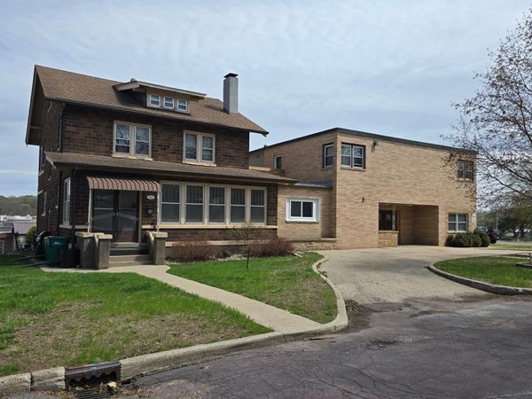 510 5th Street , Jackson, MN 56143