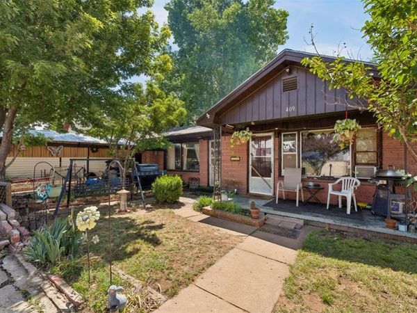 409 W Springer Avenue, Guthrie, OK 73044