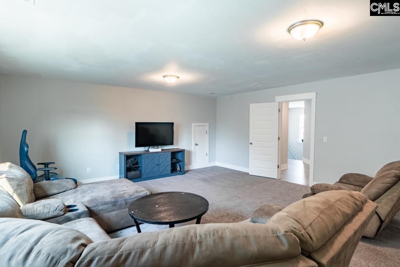 553 Harbour Pointe Drive  Photo 32