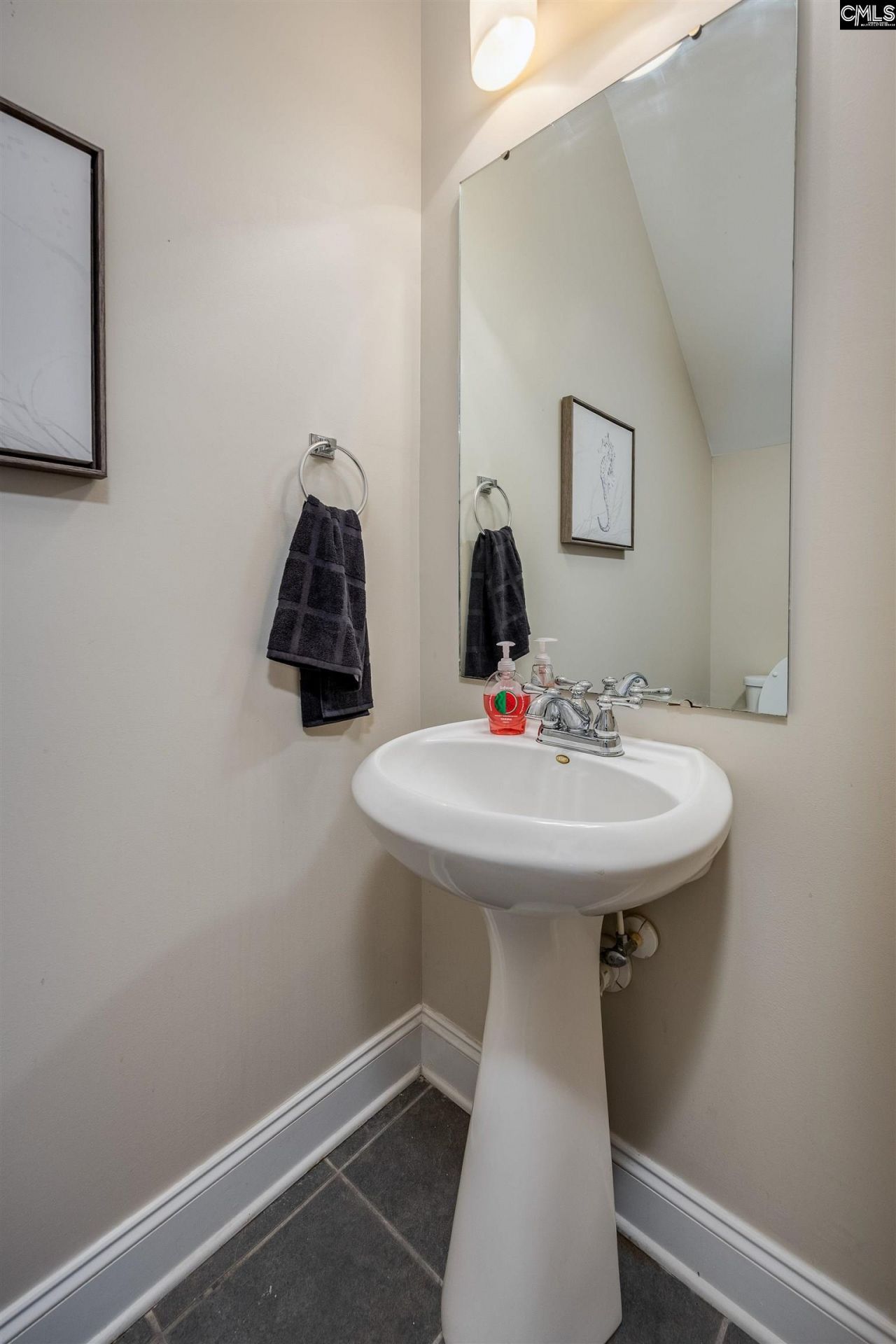 407 Hampton Forest Drive Photo 19