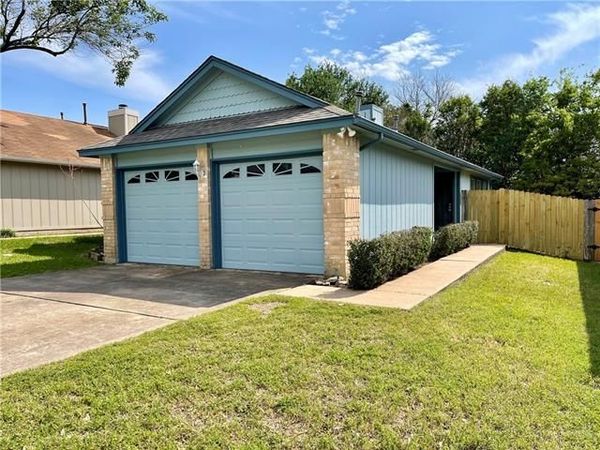 2305 Dowd LN, Austin, TX 78728