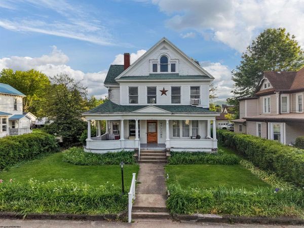 15 Meade Street, Buckhannon, WV 26201