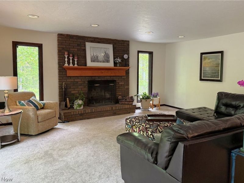 9350 Hidden Lake Drive, Chesterland, OH 44026 Photo 18
