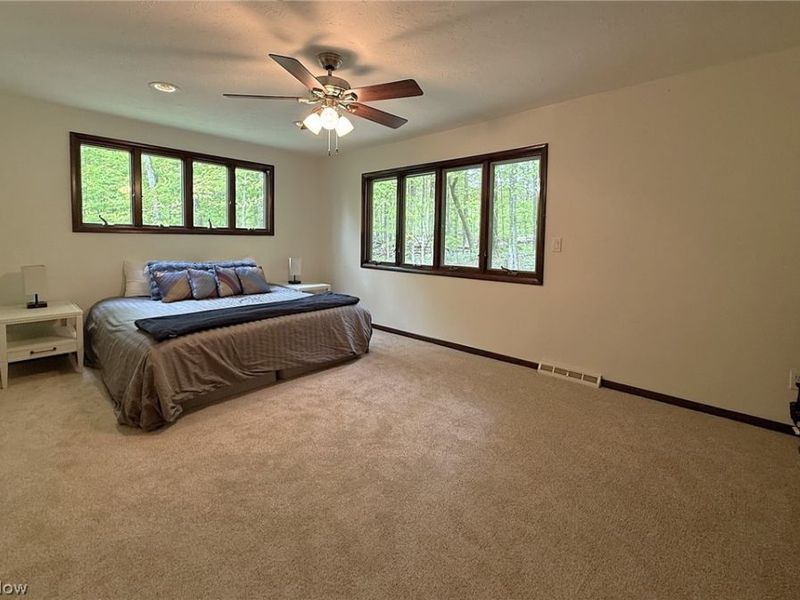 9350 Hidden Lake Drive, Chesterland, OH 44026 Photo 31