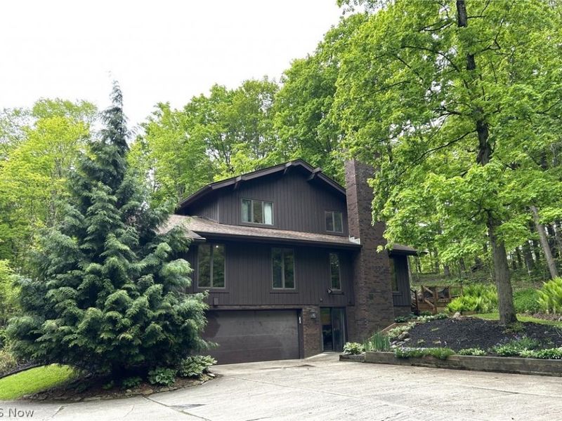 9350 Hidden Lake Drive, Chesterland, OH 44026 Photo 48