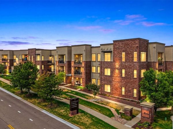301 Inverness Way S, Unit 303, Englewood, CO 80112