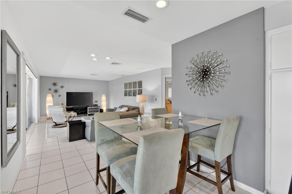 397 Parkway Ct , Fort Myers, FL 33919 Photo