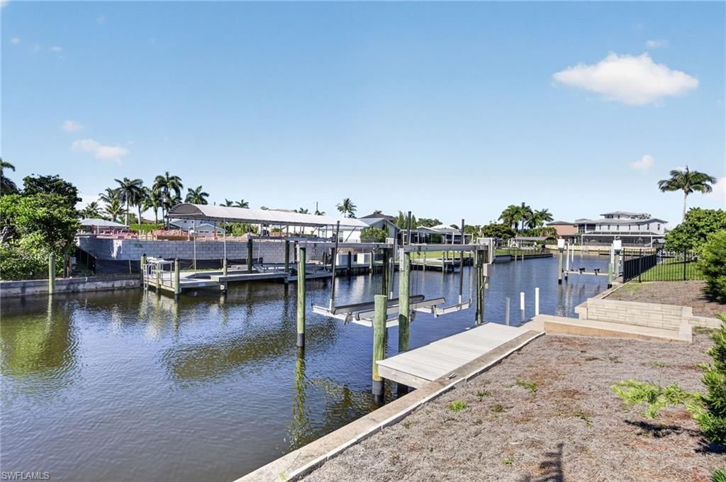 397 Parkway Ct , Fort Myers, FL 33919 Photo