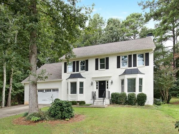 153 Lantern Ridge Court , Alpharetta, GA 30009