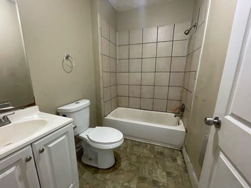 1586 Greenway Avenue, Unit 1588, Columbus, OH 43203 Photo 16